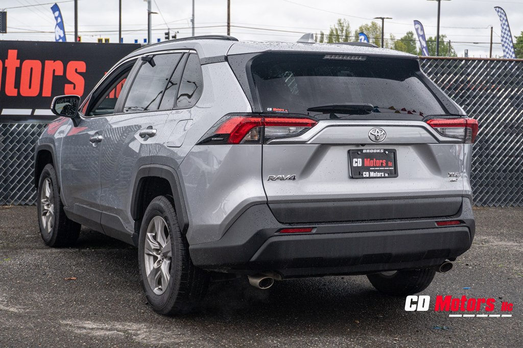 2023 Toyota Rav4 Image 7