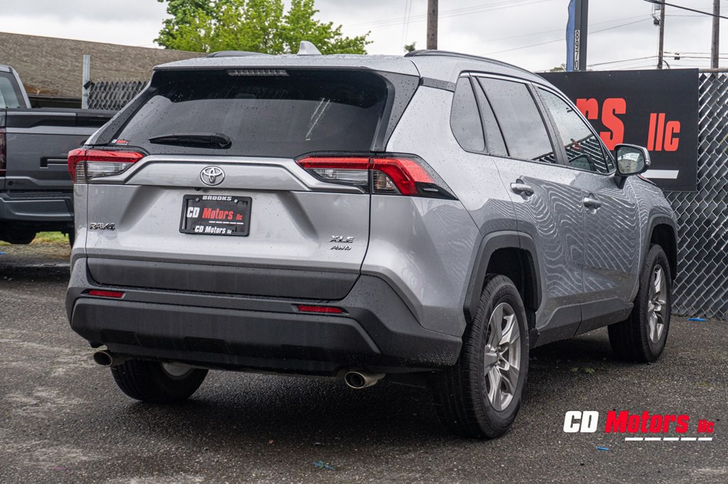 2023 Toyota Rav4 Image 9