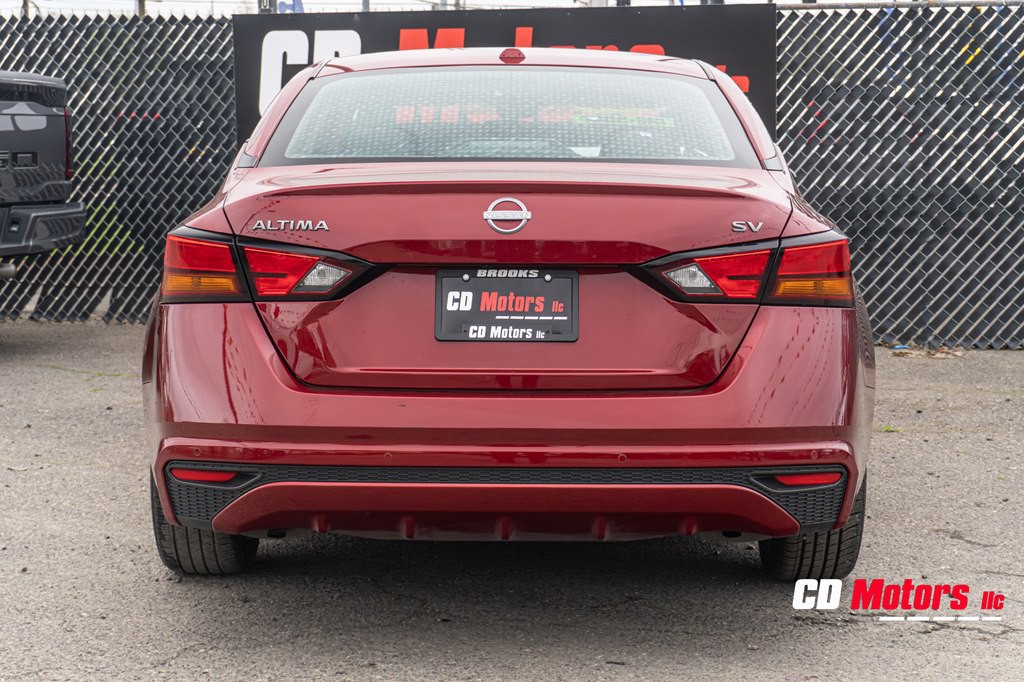 2024 Nissan Altima Image 8