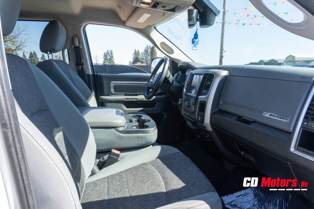 2018 RAM 1500 Image 16