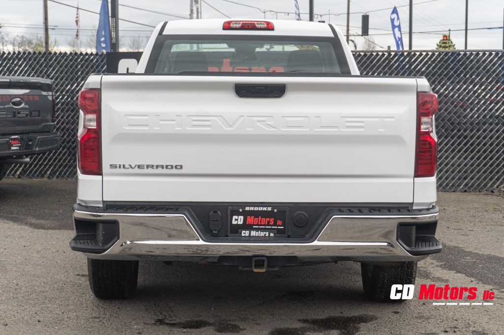 2024 Chevrolet Silverado 1500 Image 8