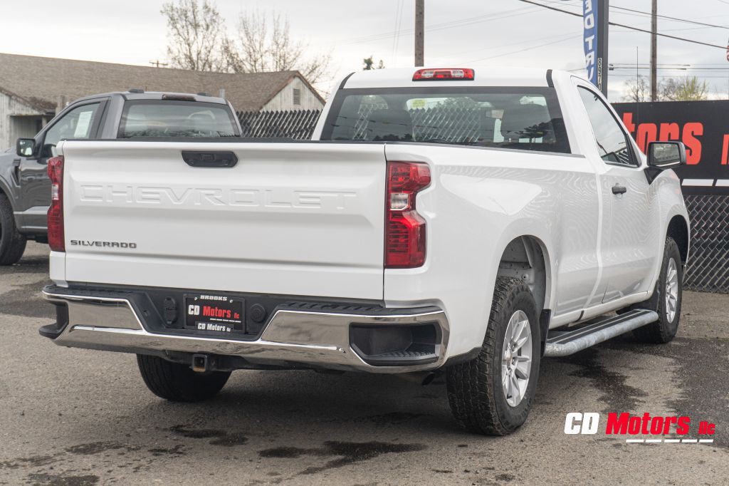 2024 Chevrolet Silverado 1500 Image 9