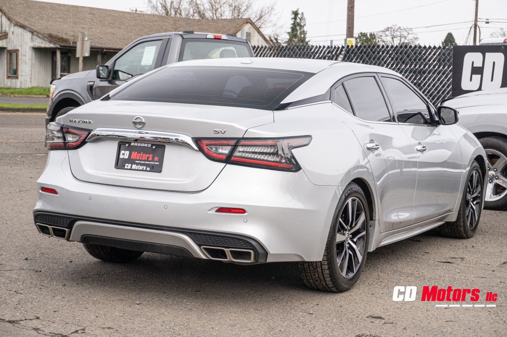 2022 Nissan Maxima Image 9