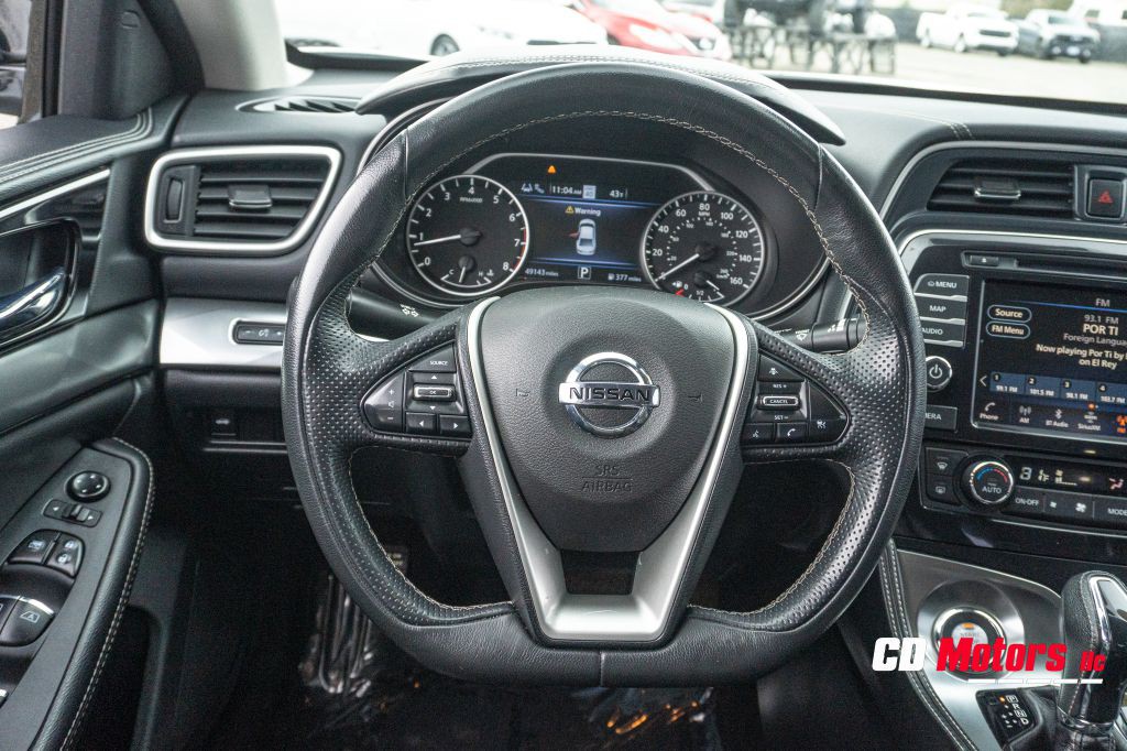 2022 Nissan Maxima Image 18