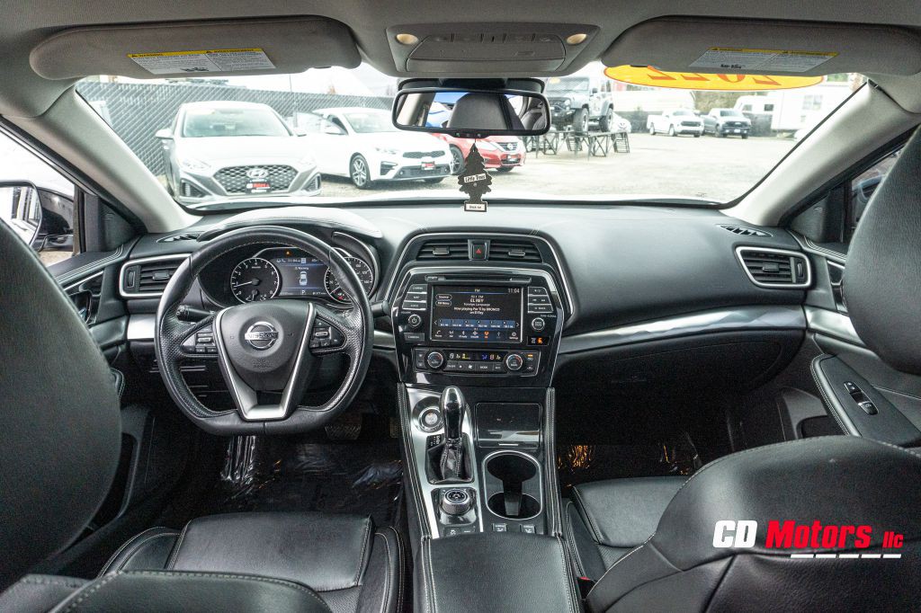 2022 Nissan Maxima Image 19