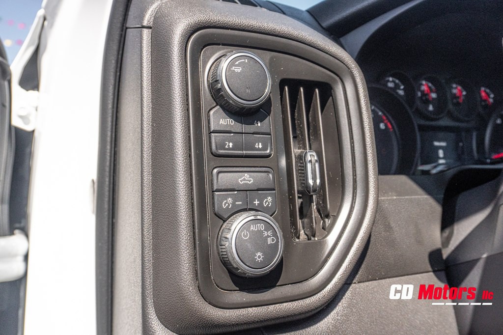 2019 Chevrolet Silverado 1500 Image 12