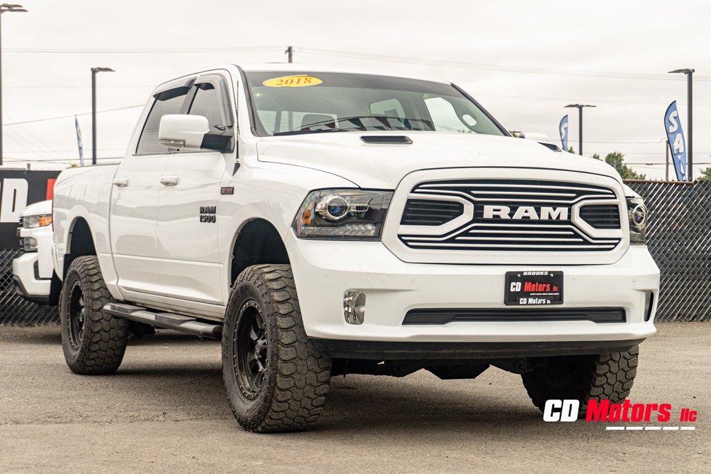 2018 RAM 1500 Image 2