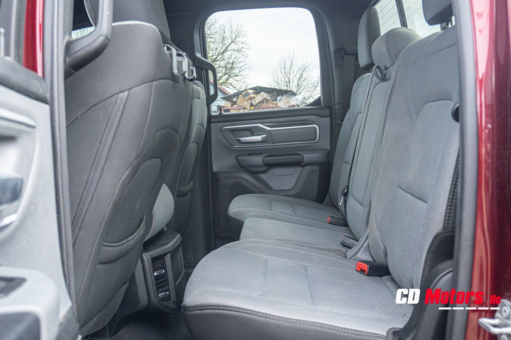 2021 RAM 1500 Image 18