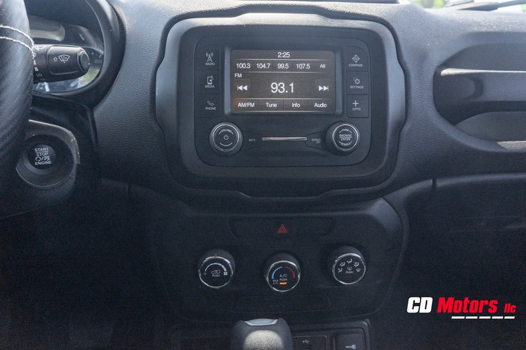 2019 Jeep Renegade Image 17