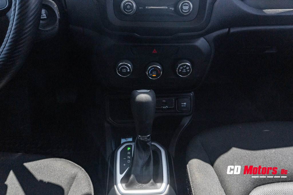 2019 Jeep Renegade Image 18