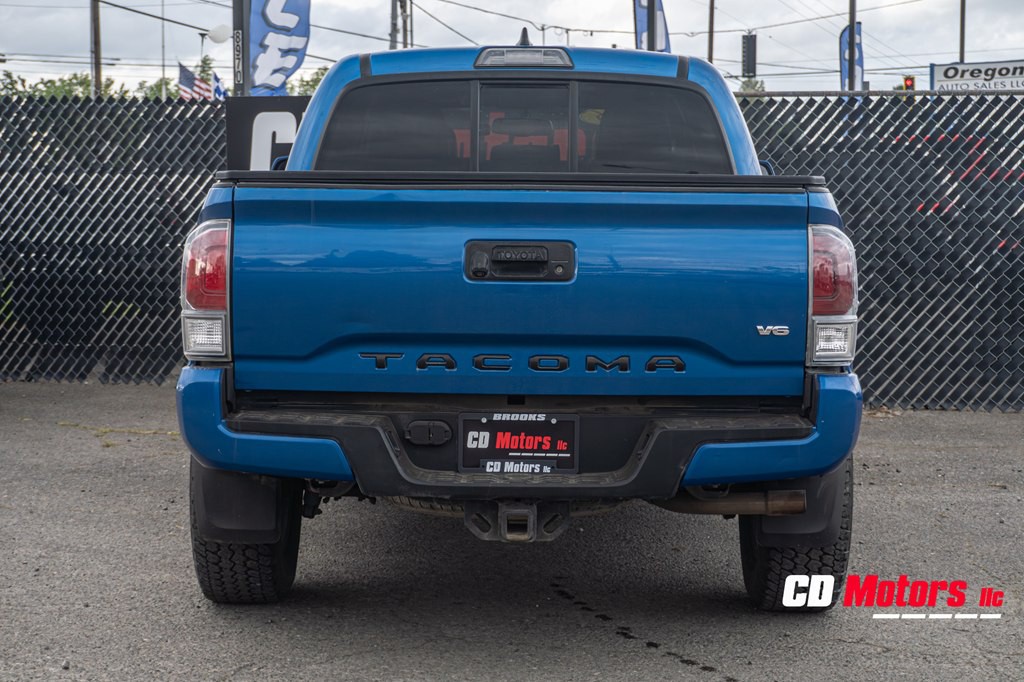 2016 Toyota Tacoma Image 8