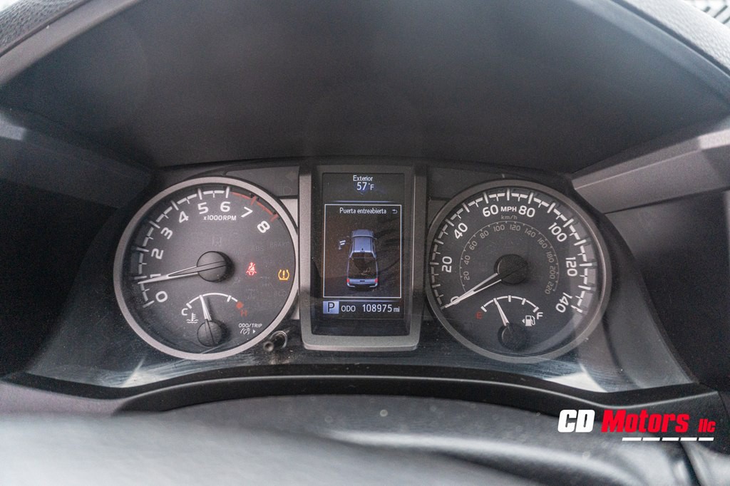 2016 Toyota Tacoma Image 13