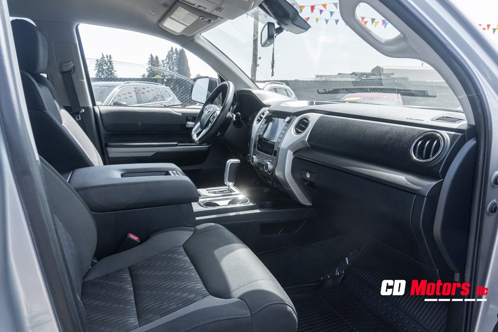 2020 Toyota Tundra Image 17