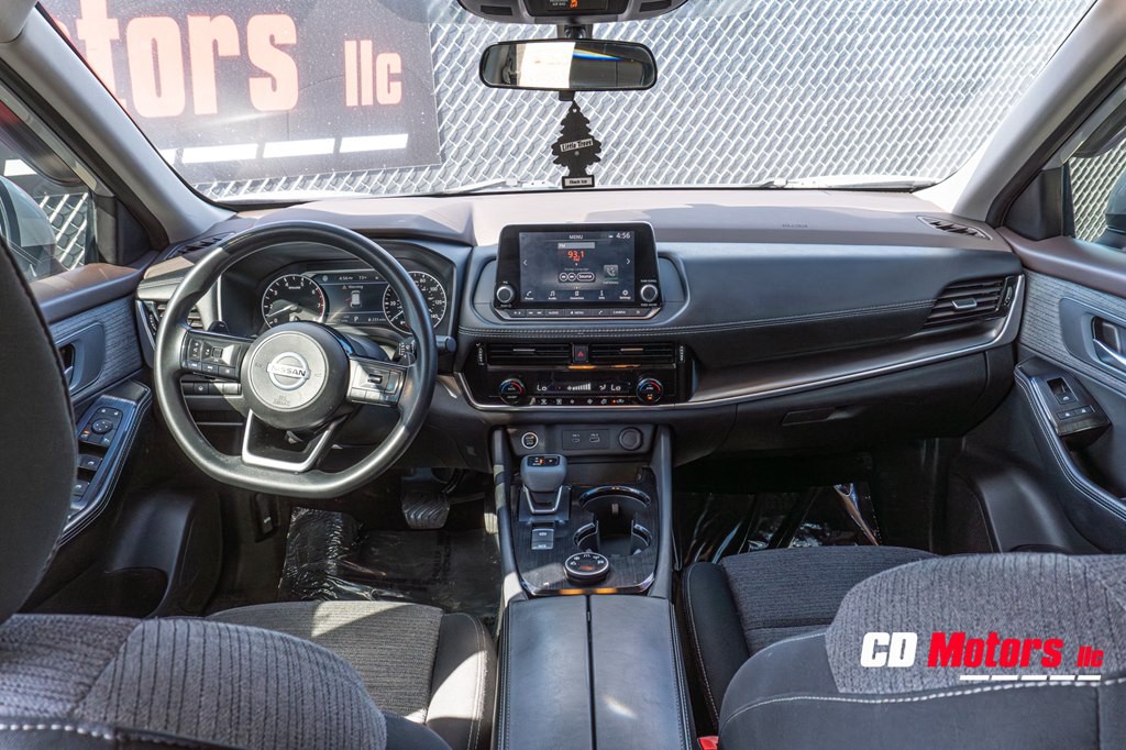 2021 Nissan Rogue Image 18
