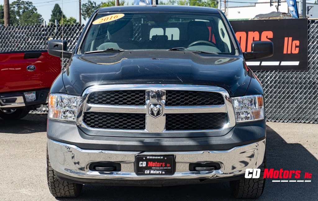 2016 RAM 1500 Image 3