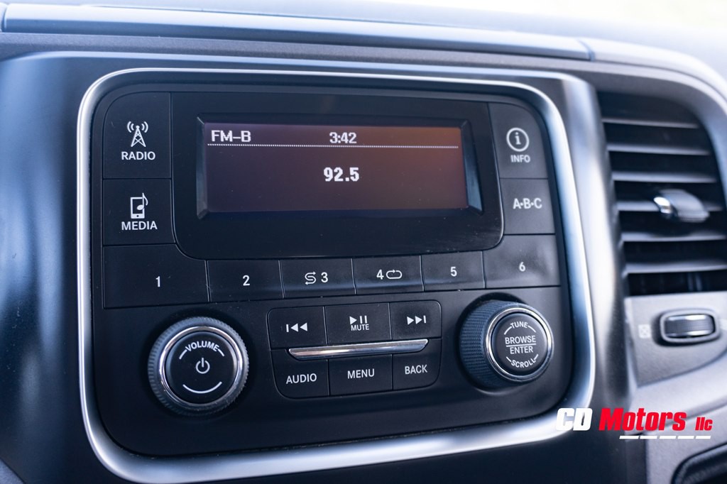 2016 RAM 1500 Image 13