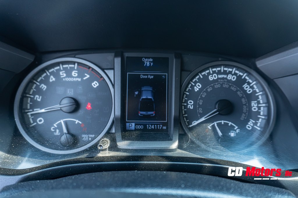 2016 Toyota Tacoma Image 15