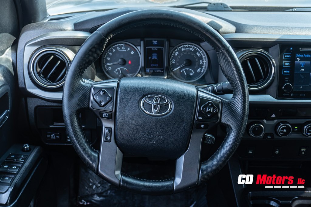 2016 Toyota Tacoma Image 19