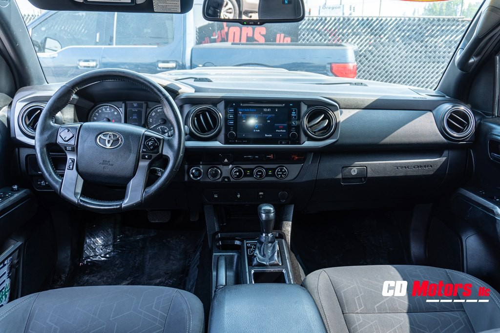 2016 Toyota Tacoma Image 20