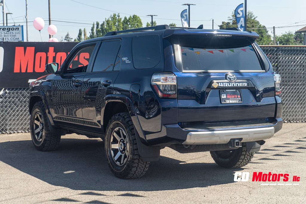 2020 Toyota 4Runner Image 8