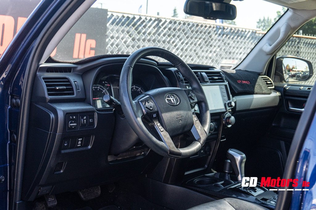 2020 Toyota 4Runner Image 12