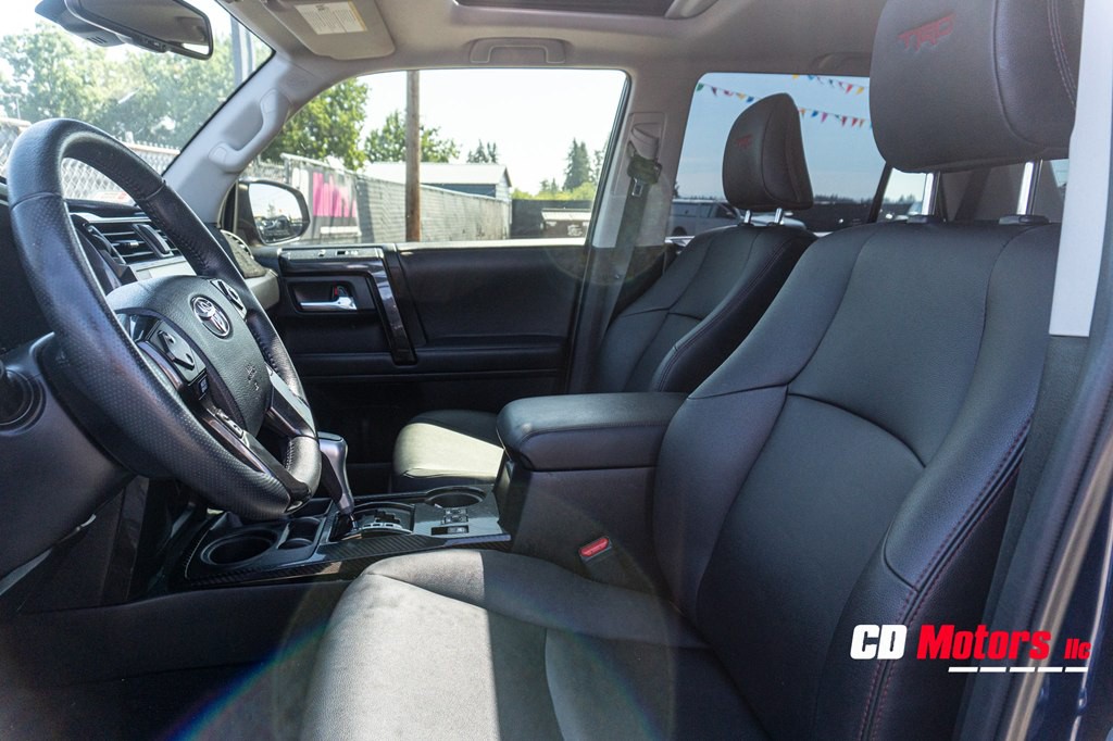 2020 Toyota 4Runner Image 13