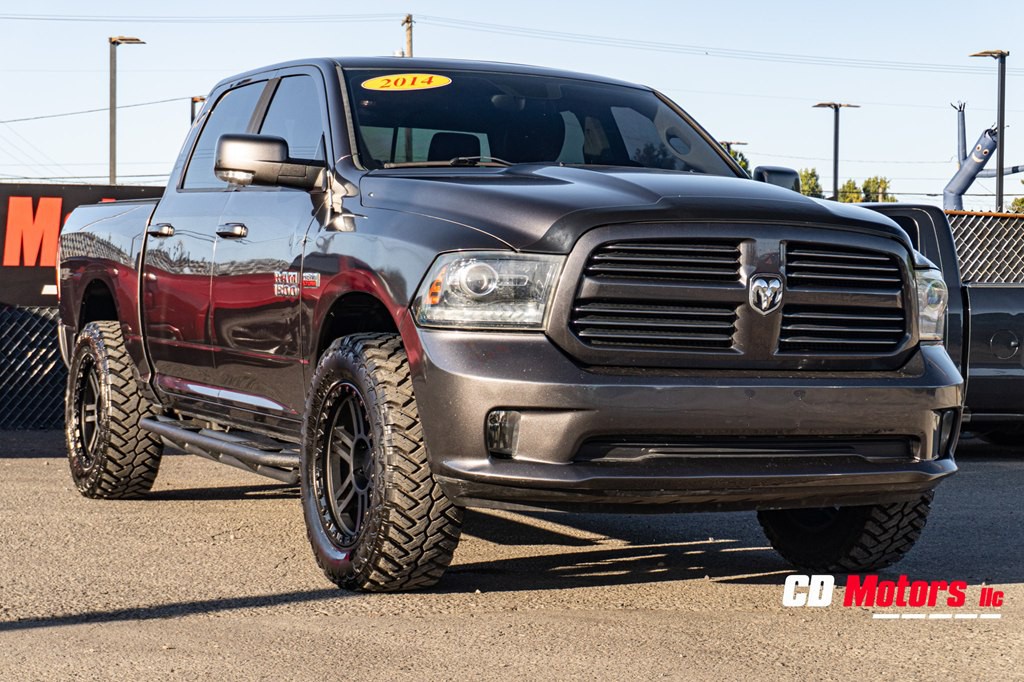 2014 RAM 1500 Image 2