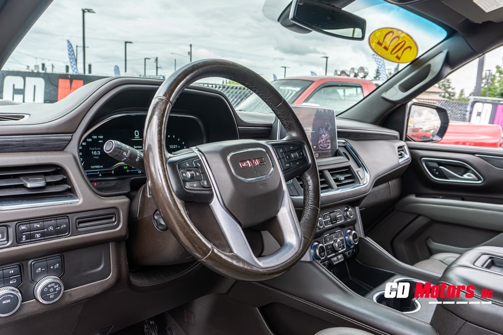 2022 GMC Yukon Image 12
