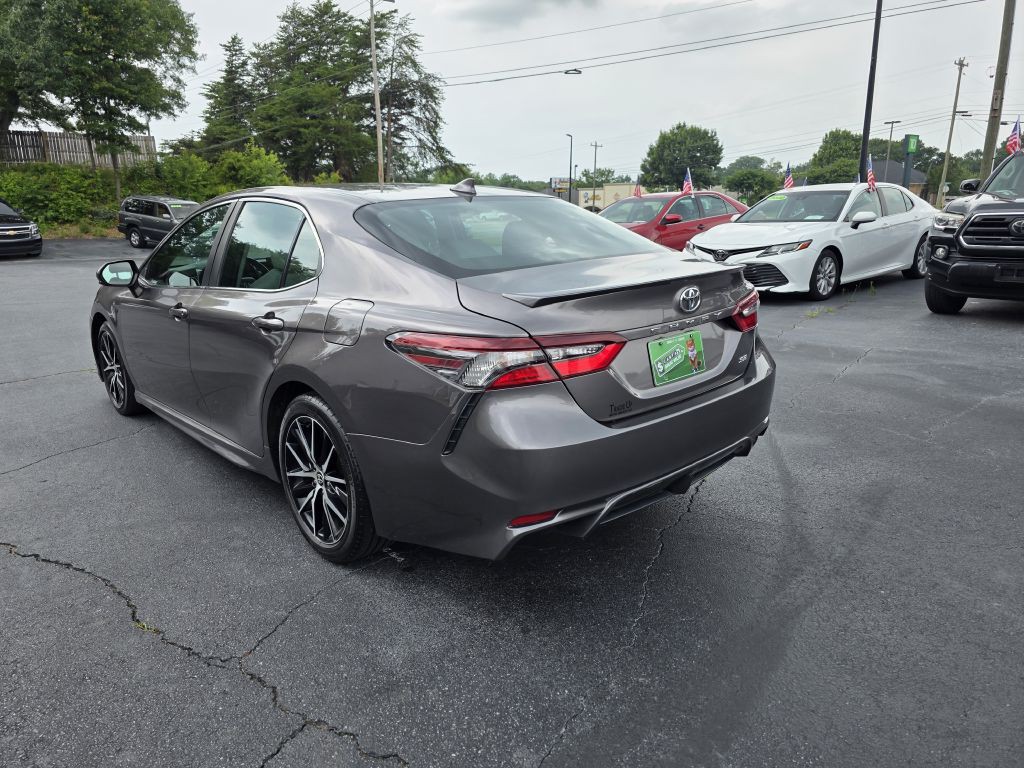 2021 Toyota Camry Image 8