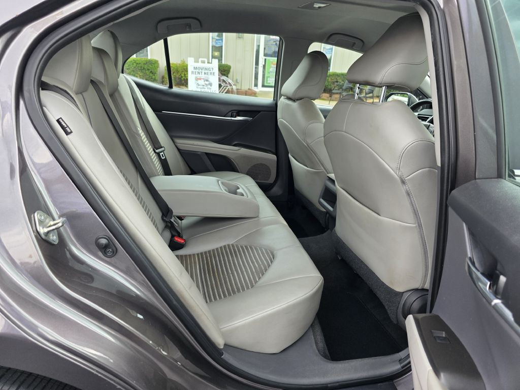 2021 Toyota Camry Image 22