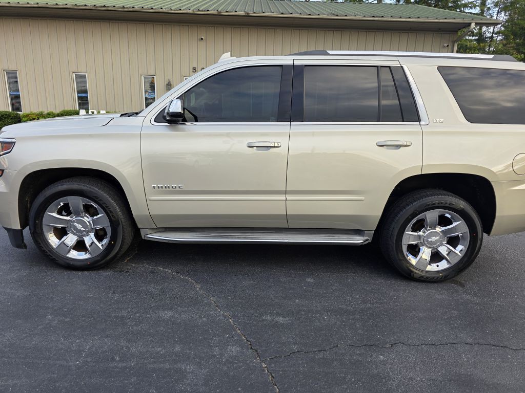 2015 Chevrolet Tahoe Image 4