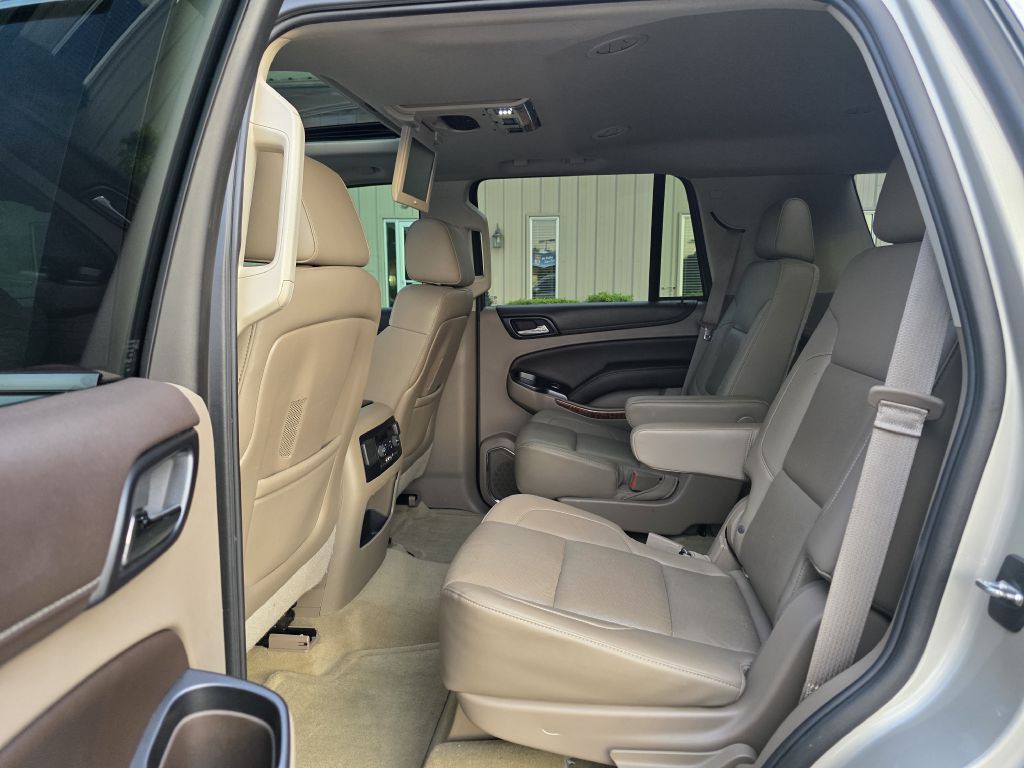 2015 Chevrolet Tahoe Image 16