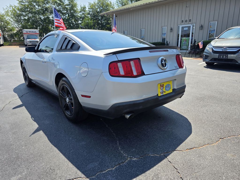 2012 Ford Mustang Image 10