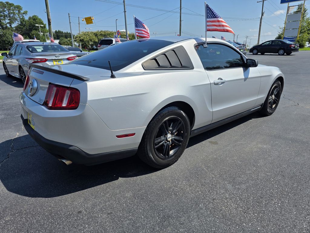 2012 Ford Mustang Image 13