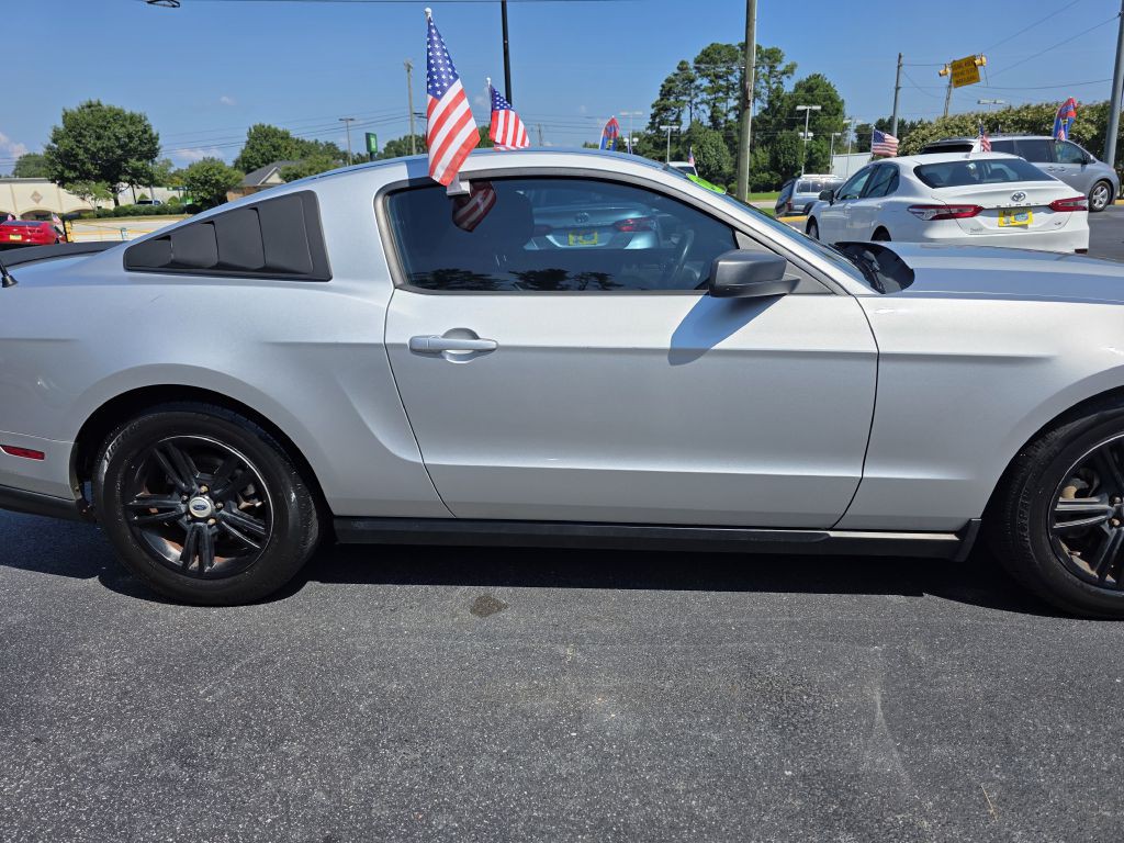 2012 Ford Mustang Image 15