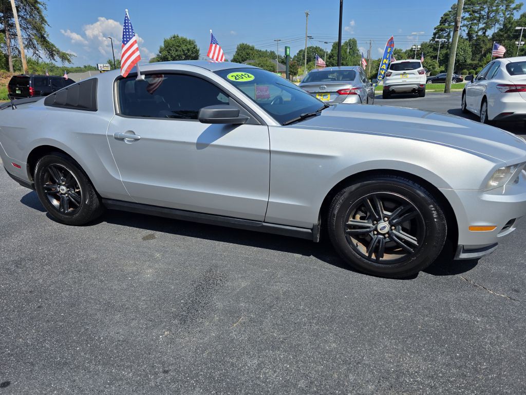 2012 Ford Mustang Image 16