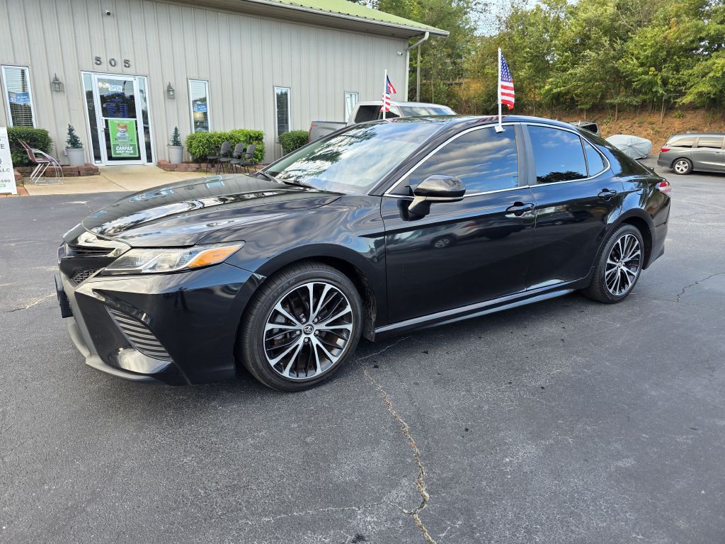 2020 Toyota Camry Image 3