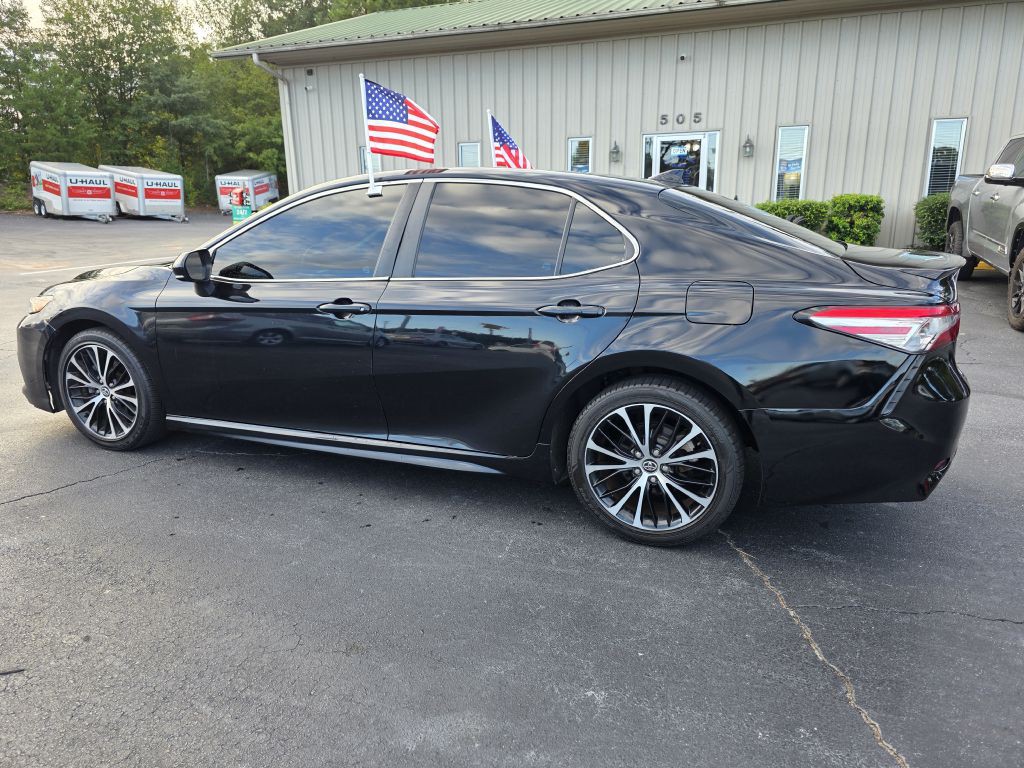 2020 Toyota Camry Image 6
