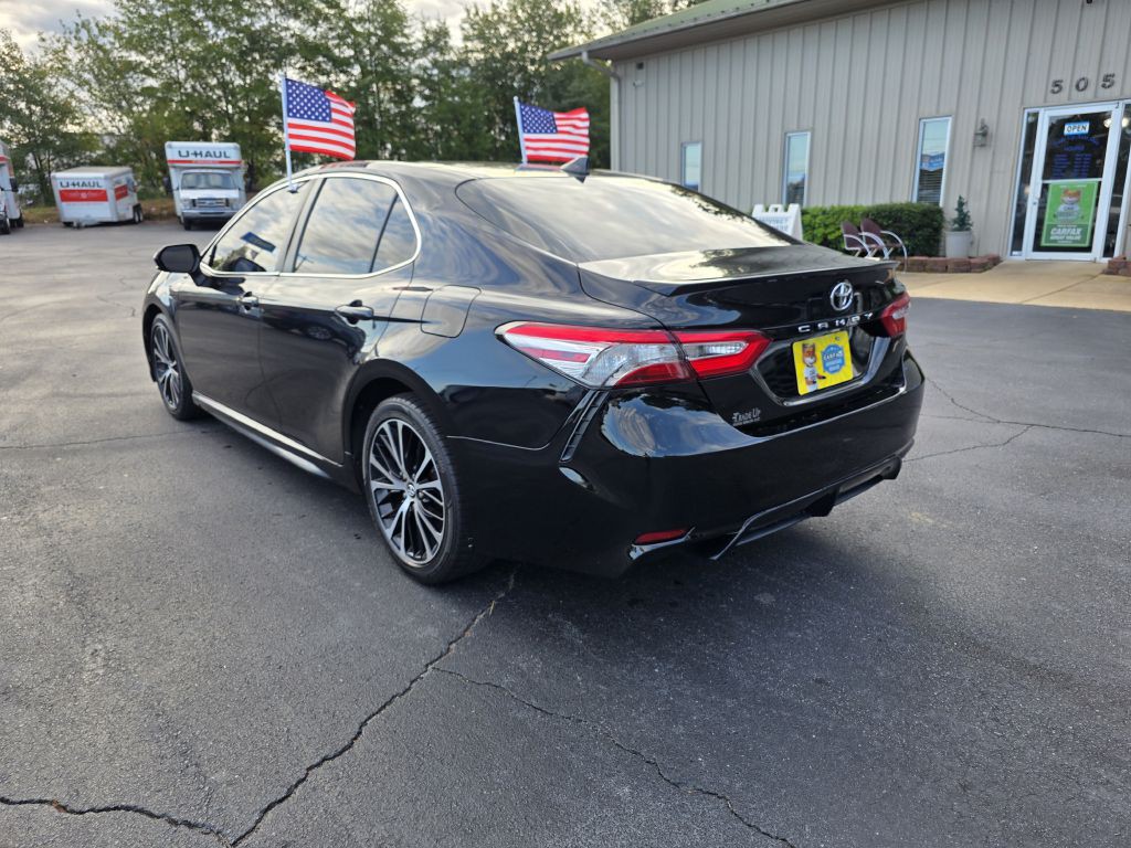 2020 Toyota Camry Image 7