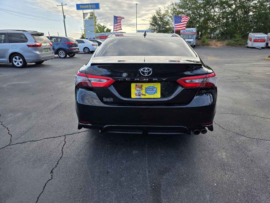 2020 Toyota Camry Image 8