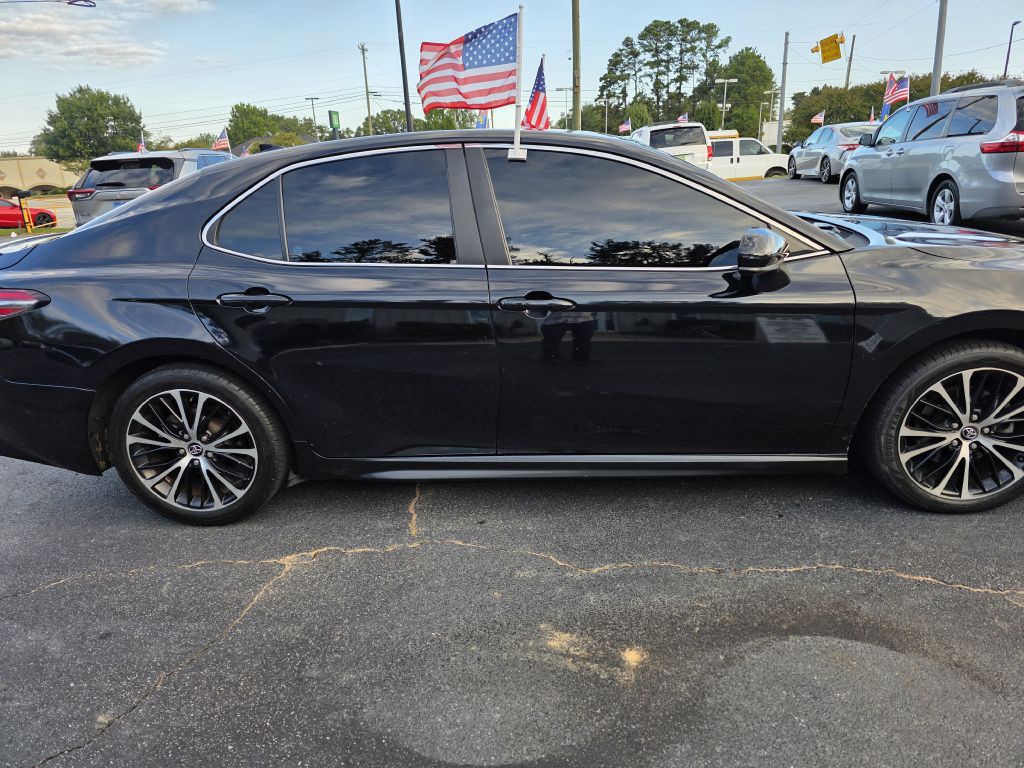 2020 Toyota Camry Image 13