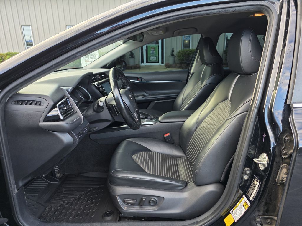 2020 Toyota Camry Image 15