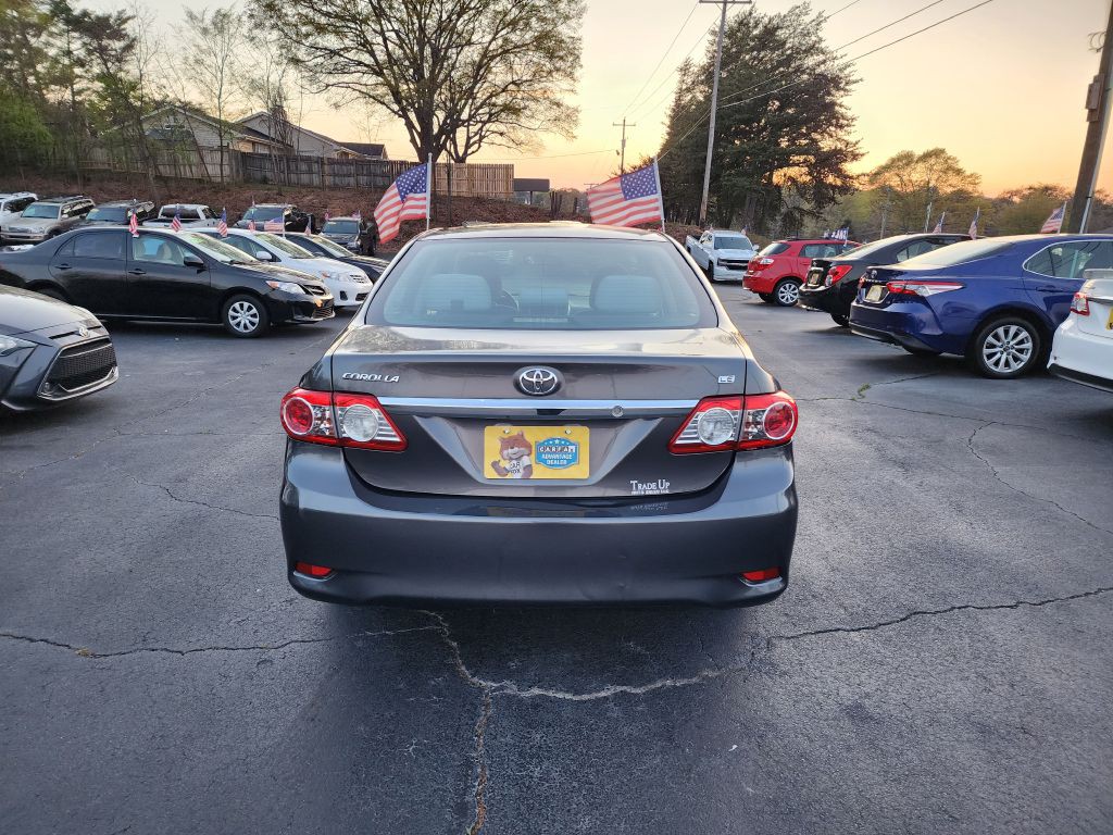 2013 Toyota Corolla Image 6