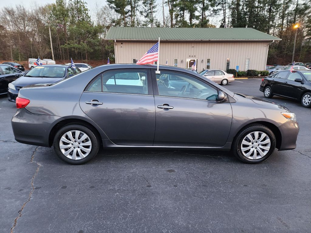 2013 Toyota Corolla Image 9