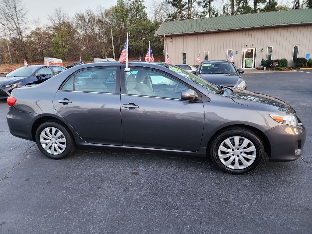 2013 Toyota Corolla Image 10
