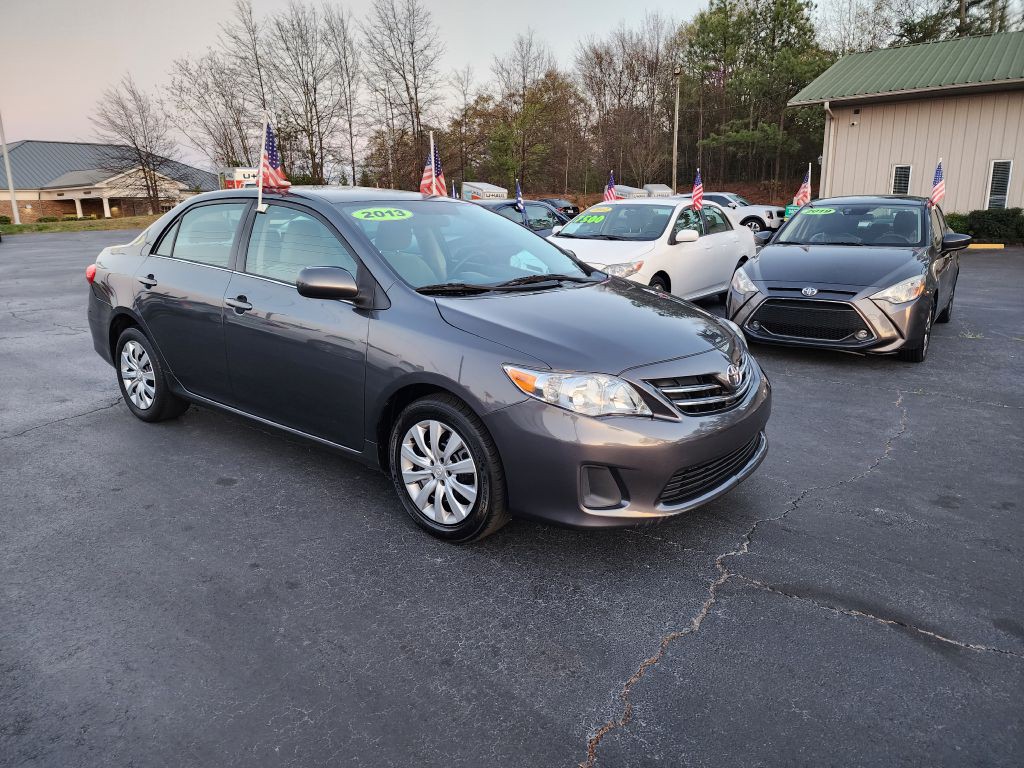 2013 Toyota Corolla Image 11