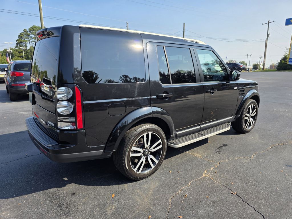 2016 Land Rover LR4 Image 10