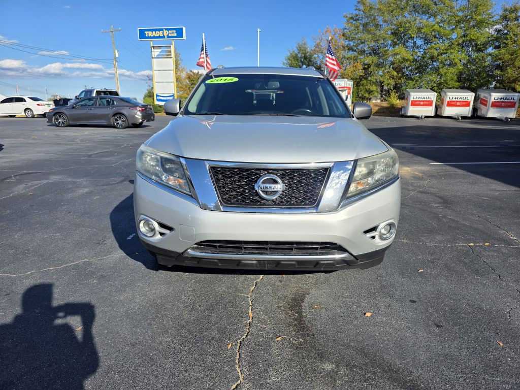 2015 Nissan Pathfinder Image 1