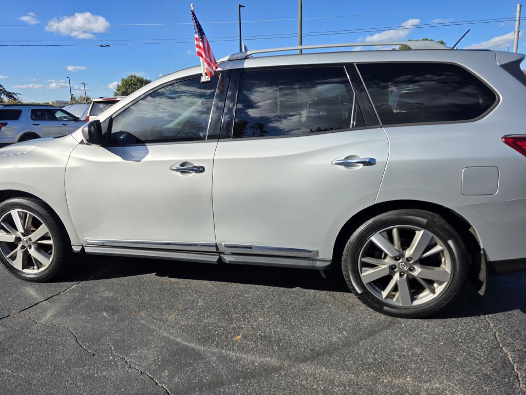 2015 Nissan Pathfinder Image 7