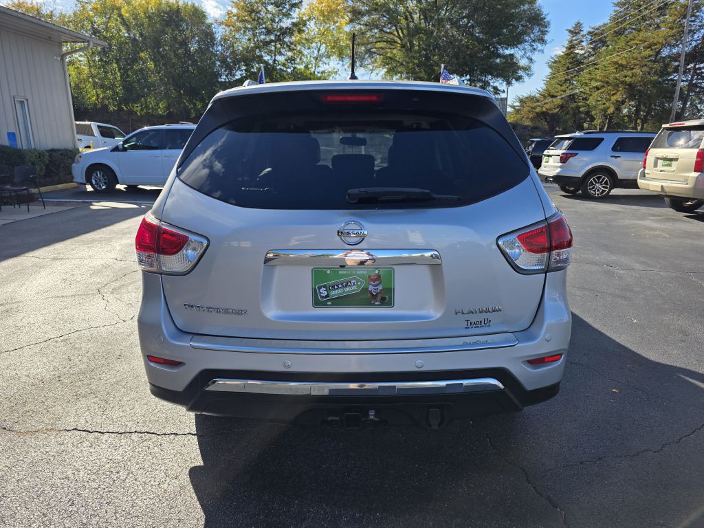 2015 Nissan Pathfinder Image 9
